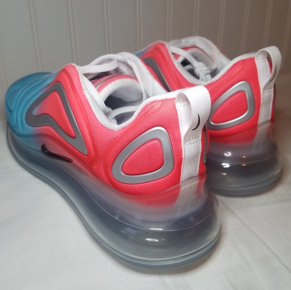 Nike Air Max 720 Pink Sea (W) - Picture 3 of 6
